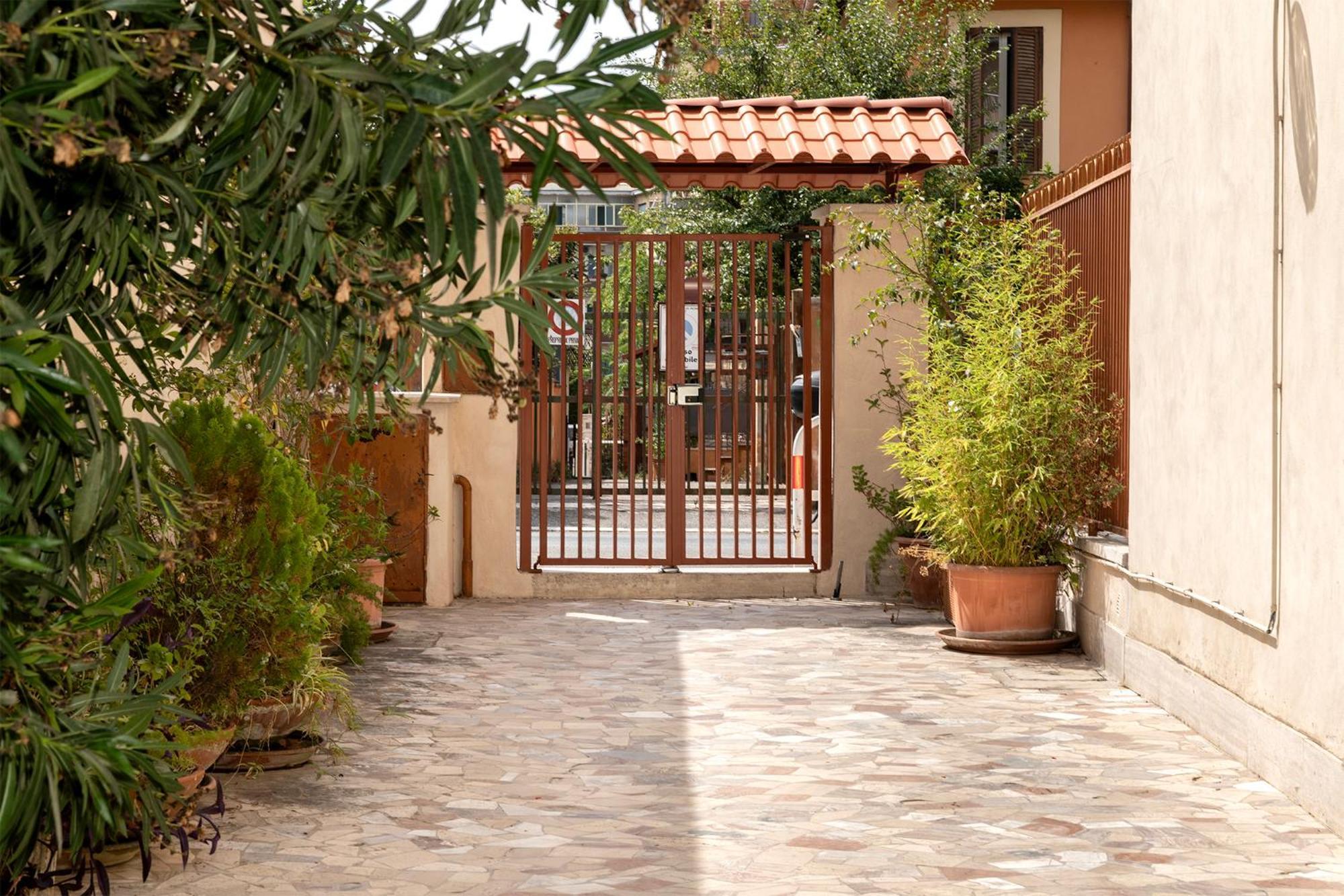 Dulcis Home Montemario Rome Bagian luar foto